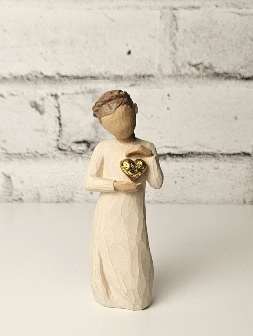 Willow Tree Keepsake Figurine Gold Heart Demdaco Susan Lordi 2004